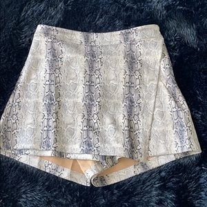 snake print skort